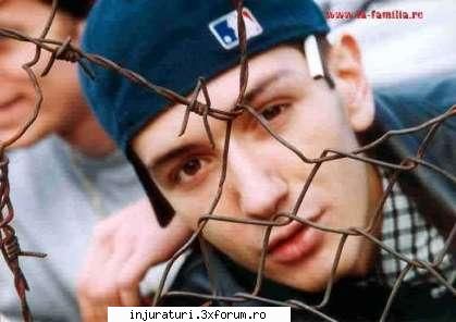 viata e plina de kkt iar u esti plin de viatza site-uri
